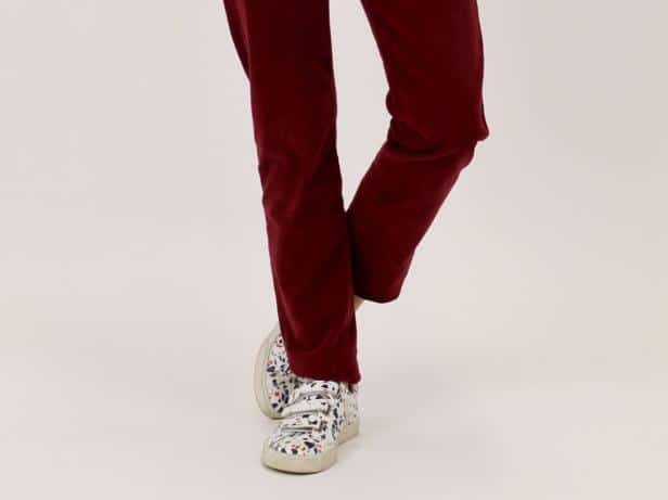 Pantalon en velours côtelé rouge