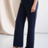 Remarquable - Pantalon large en lin marine - Côté