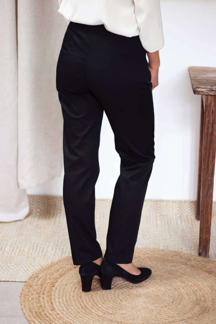 Charmant pantalon cigarette noir en coton biologique - Pantalon femme made in France