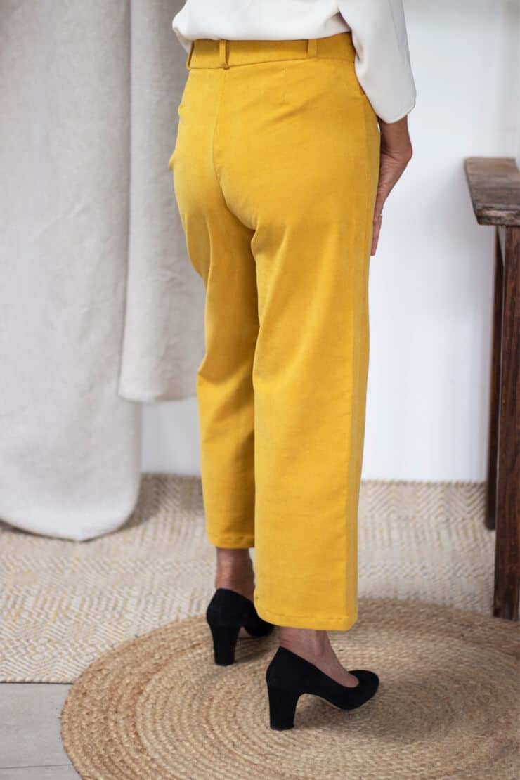 Pantalon femme en velours côtelé jaune - Coupe large HiverPantalon en velours côtelé jaune - Pantalon large femme Hiver2