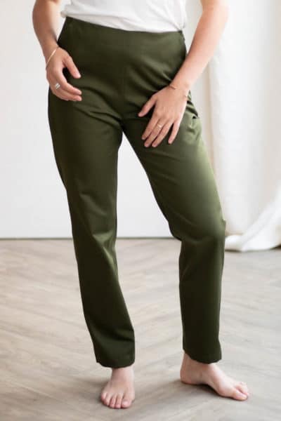 Pantalon cigarette en coton biologique vert kaki - Pantalon made in France - C.Bergamia 4