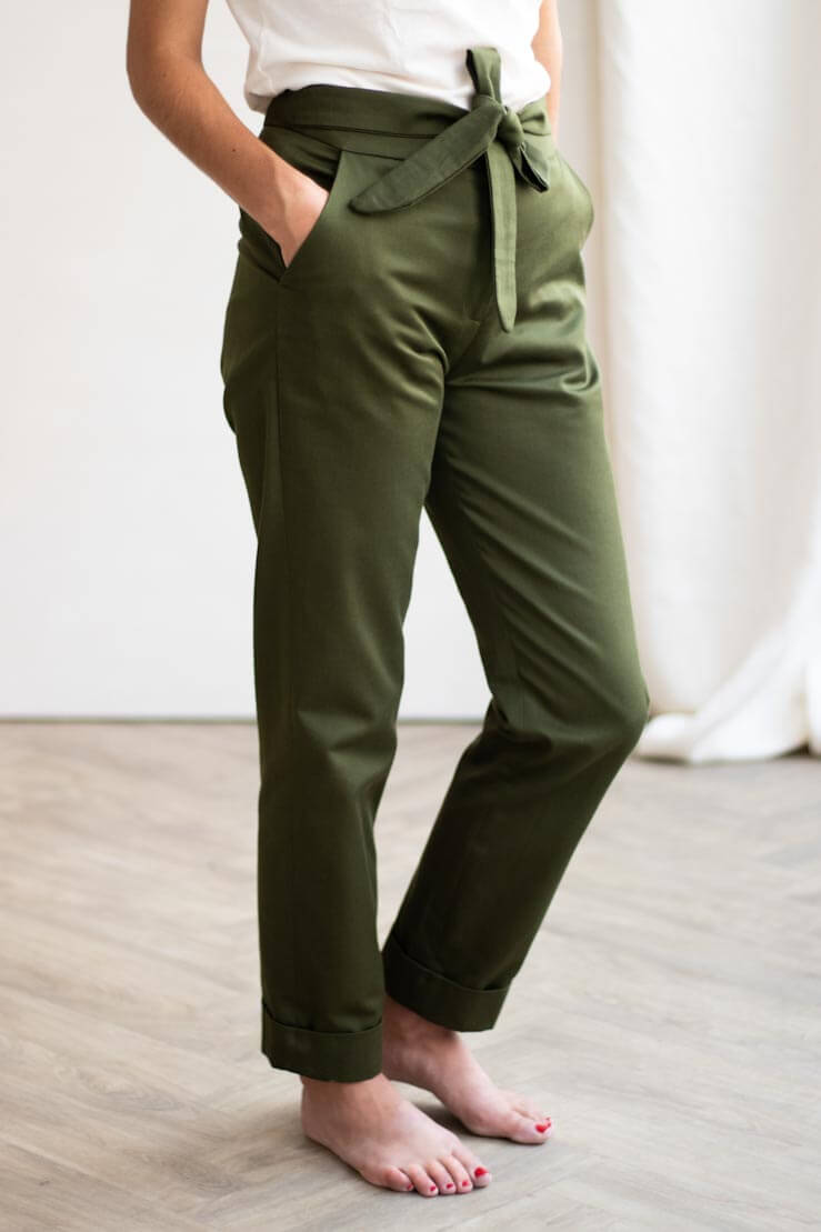 Le Romantique pantalon femme à noeud en coton bio vert - pantalon féminin made in france - C.Bergamia 2