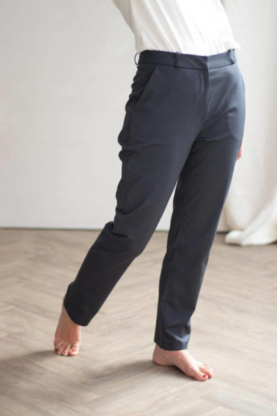 Pantalon femme droit en coton gris - Pantalon made in france par C.Bergamia - Pantalon femme upcyclée 3
