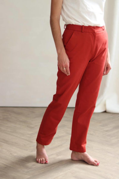 Pantalon femme made in france en coton rouge upcyclé - Pantalon droit en coton rouge - C.Bergamia 2