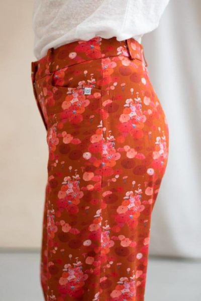 Pantalon fluide motif rouge - Pantalon en viscose ecovero - Collaboration Bleu Tango x C.Bergamia - 4 (1)