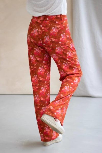 Pantalon fluide motif rouge - Pantalon en viscose ecovero - Collaboration Bleu Tango x C.Bergamia - 7 (1)