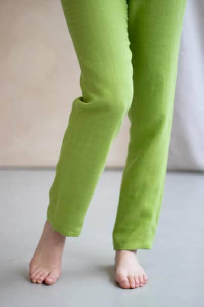 Pantalon slim en lin - L'Elégant fabriqué en France - Lin vert pomme - Lin coloré - 6 (1)